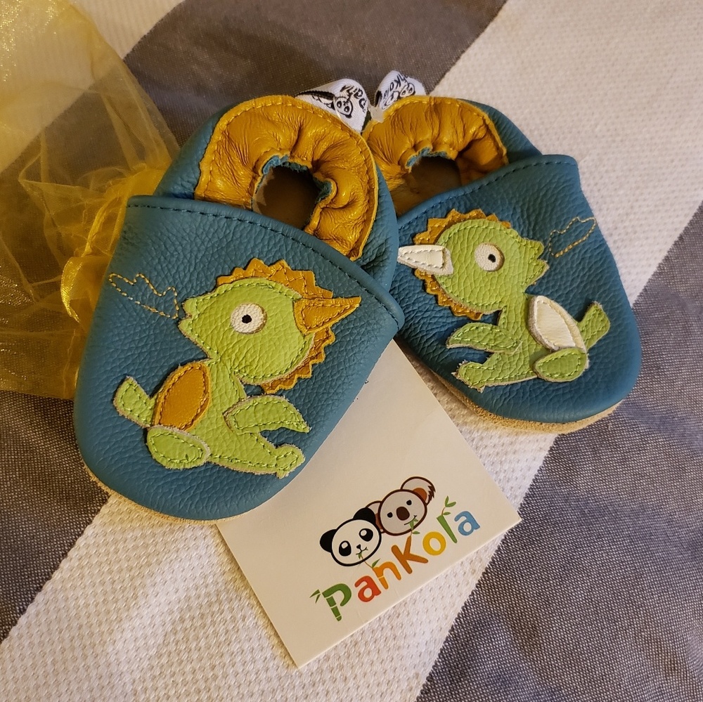 New soft leather sole shoe for baby